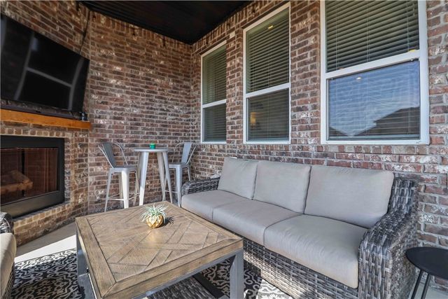 120 Bequette Lane, Centerton, AR 72719