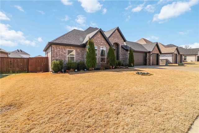 120 Bequette Lane, Centerton, AR 72719