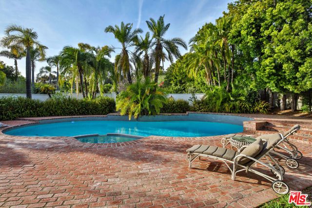 29225 Cliffside Drive, Malibu, CA 90265