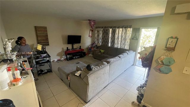 13700 NE 6th Ave 305, North Miami, FL 33161