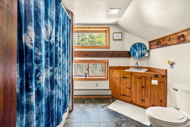 278 Spring Road, Tunbridge, VT 05077