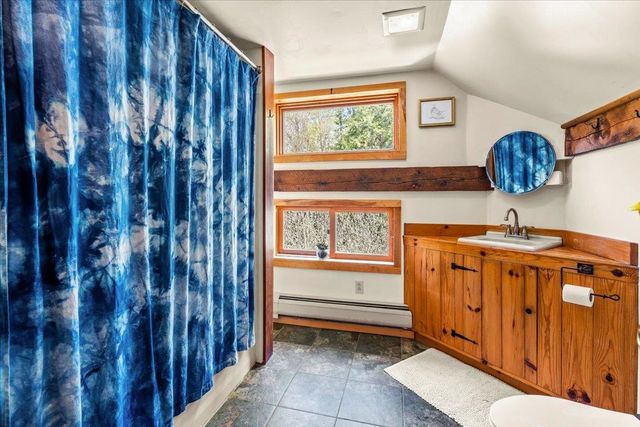 278 Spring Road, Tunbridge, VT 05077