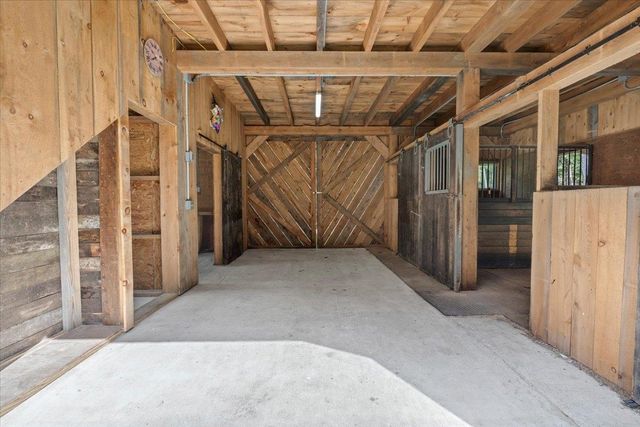 278 Spring Road, Tunbridge, VT 05077