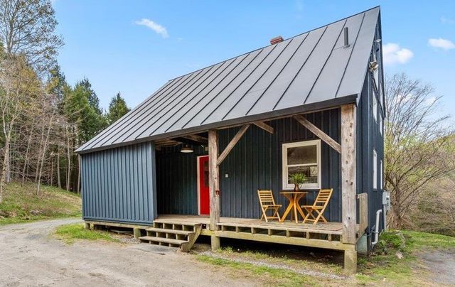 278 Spring Road, Tunbridge, VT 05077