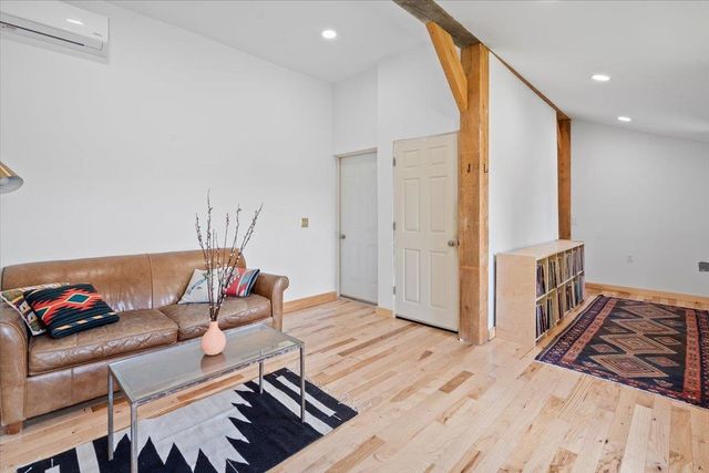 278 Spring Road, Tunbridge, VT 05077