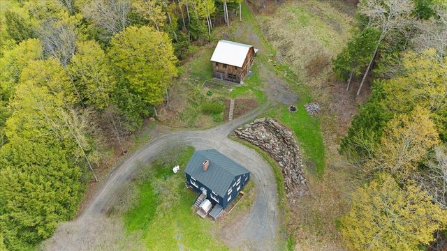 278 Spring Road, Tunbridge, VT 05077