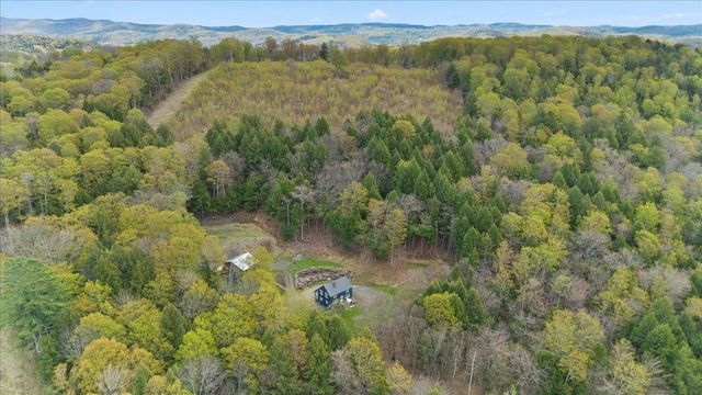 278 Spring Road, Tunbridge, VT 05077