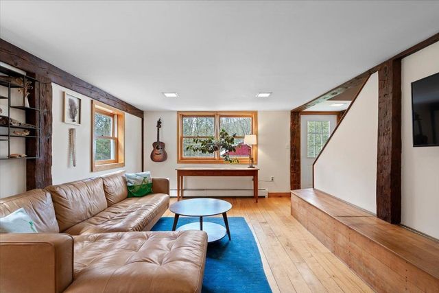 278 Spring Road, Tunbridge, VT 05077