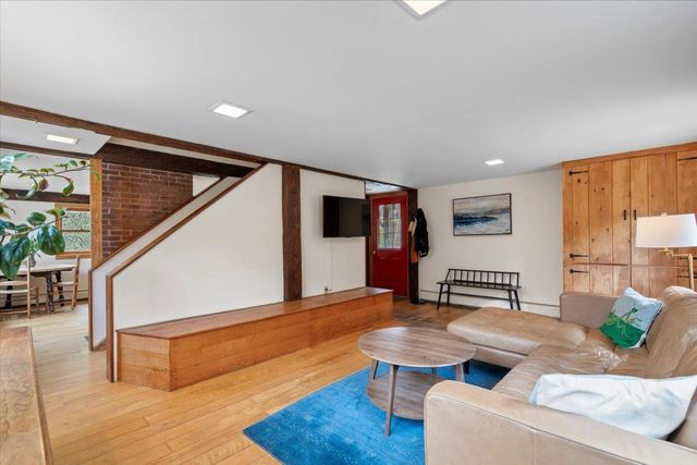 278 Spring Road, Tunbridge, VT 05077