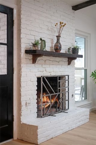 9811 Marlborough DR, Austin, TX 78753