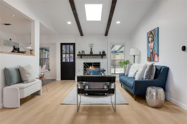 9811 Marlborough DR, Austin, TX 78753