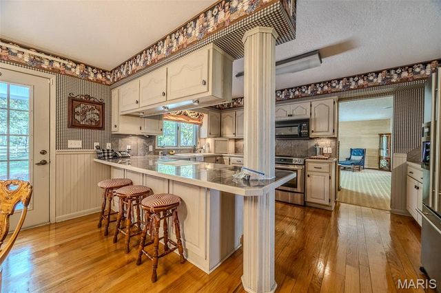 21355A Ember Road, Lebanon, MO 65536