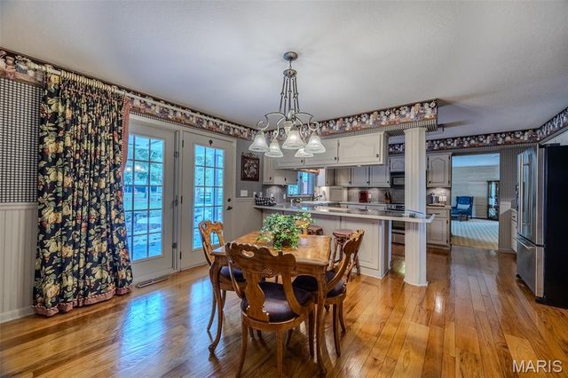 21355A Ember Road, Lebanon, MO 65536