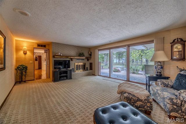 21355A Ember Road, Lebanon, MO 65536