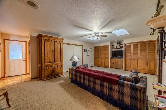 21355A Ember Road, Lebanon, MO 65536