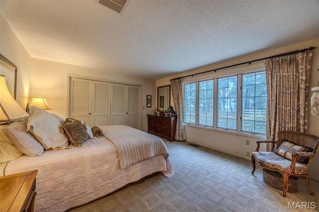 21355A Ember Road, Lebanon, MO 65536