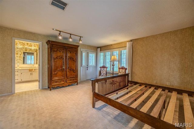 21355A Ember Road, Lebanon, MO 65536