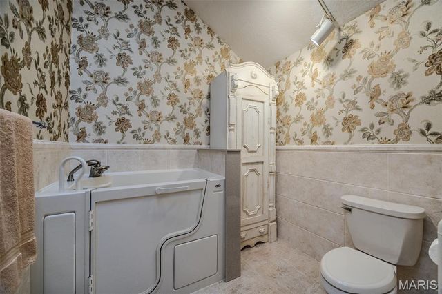 21355A Ember Road, Lebanon, MO 65536