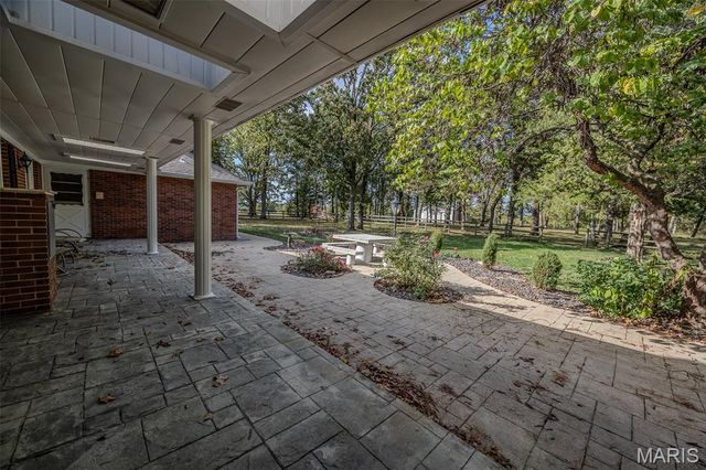 21355A Ember Road, Lebanon, MO 65536