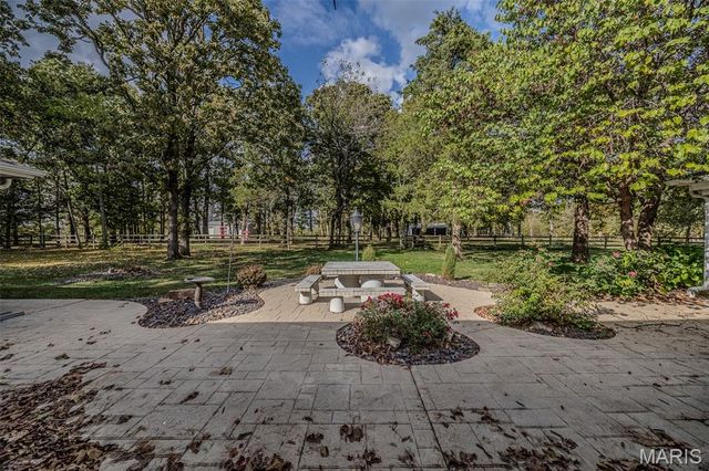 21355A Ember Road, Lebanon, MO 65536