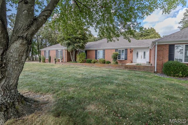 21355A Ember Road, Lebanon, MO 65536