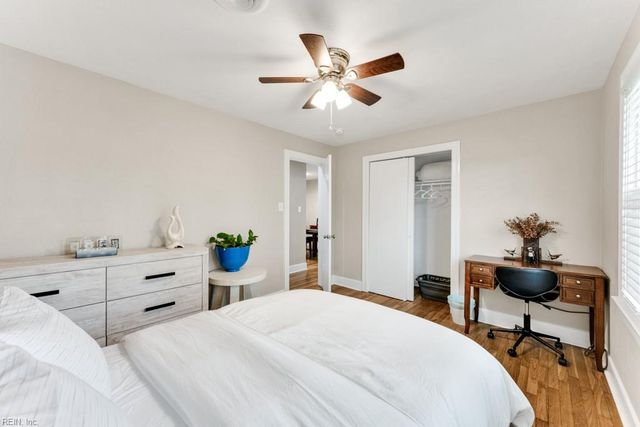 5833 Hedgerow LN, Portsmouth, VA 23703