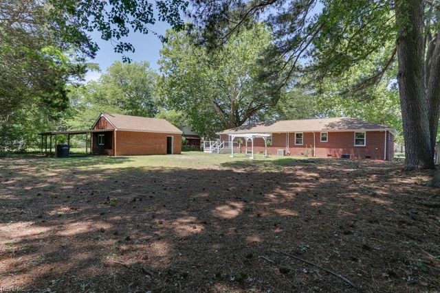 5833 Hedgerow LN, Portsmouth, VA 23703