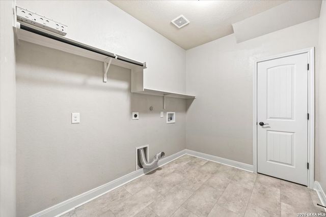 7643 CULEBRA VLY, San Antonio, TX 78254
