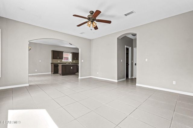 7828 ENCHANTED VIEW Drive, El Paso, TX 79911