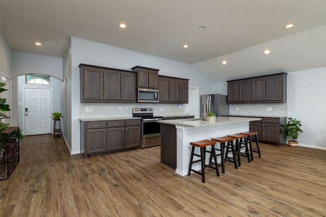 2525 Silver Fox Trail, Weatherford, TX 76087