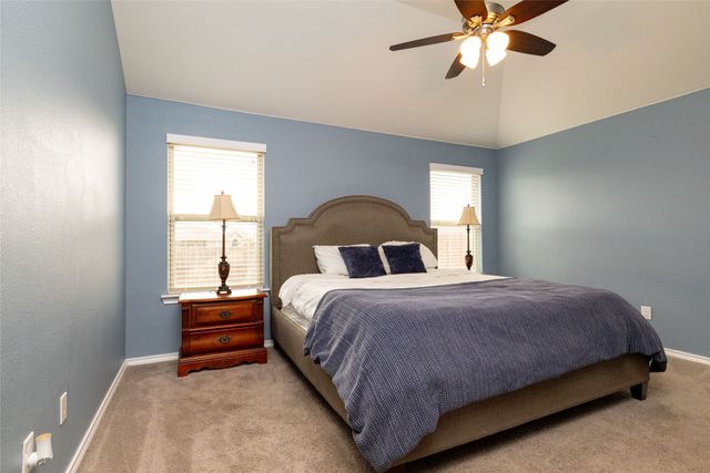 2525 Silver Fox Trail, Weatherford, TX 76087