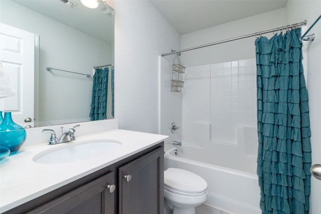 2525 Silver Fox Trail, Weatherford, TX 76087