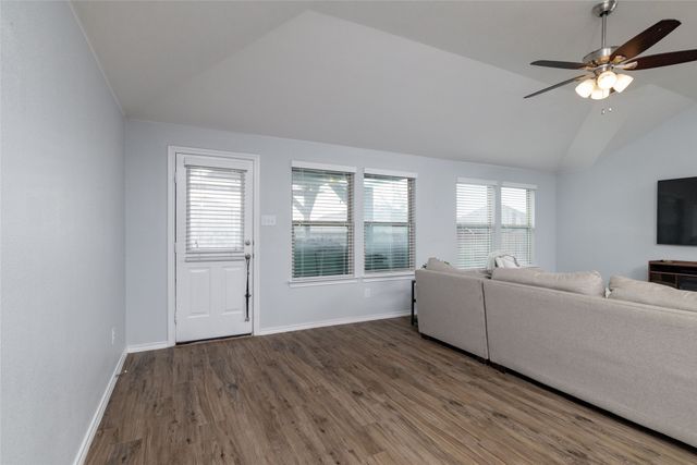 2525 Silver Fox Trail, Weatherford, TX 76087