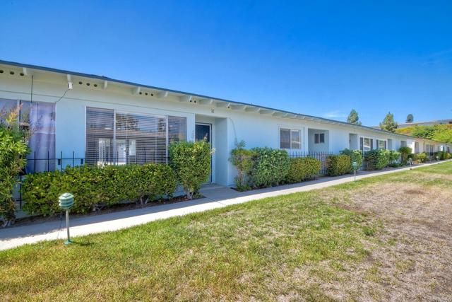 3839 Vista Campana S 16, Oceanside, CA 92057