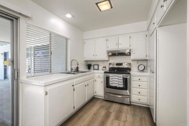 3839 Vista Campana S 16, Oceanside, CA 92057