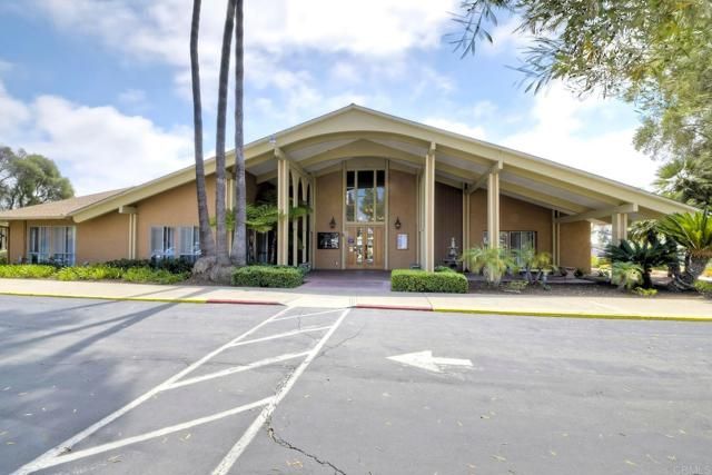 3839 Vista Campana S 16, Oceanside, CA 92057