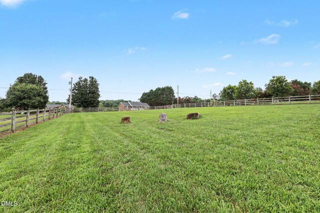 5714 Rolling Meadows Road, Randleman, NC 27317