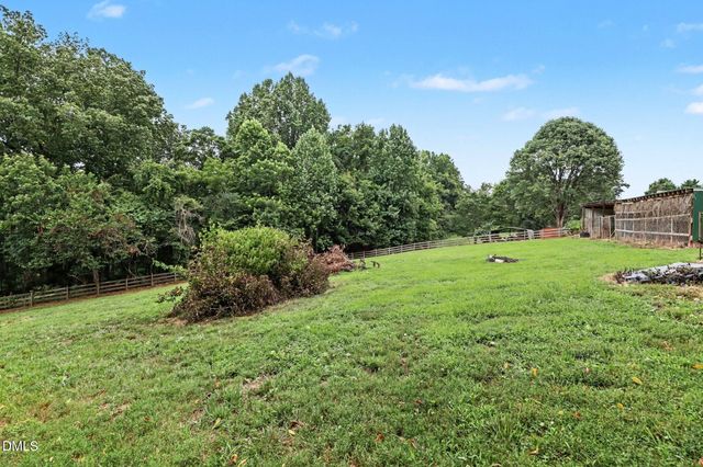 5714 Rolling Meadows Road, Randleman, NC 27317