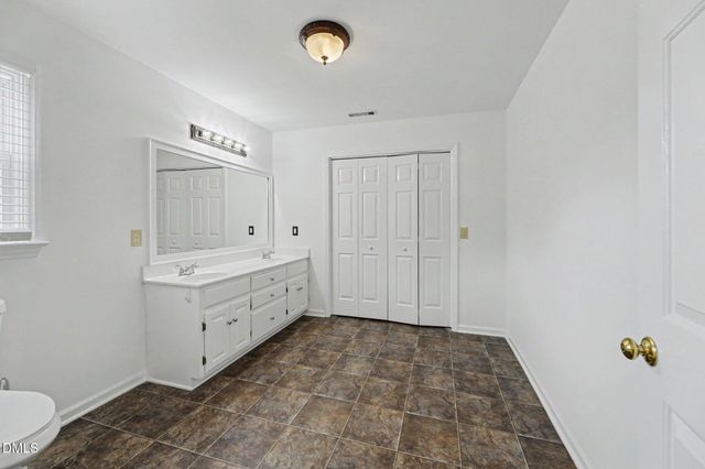 5714 Rolling Meadows Road, Randleman, NC 27317