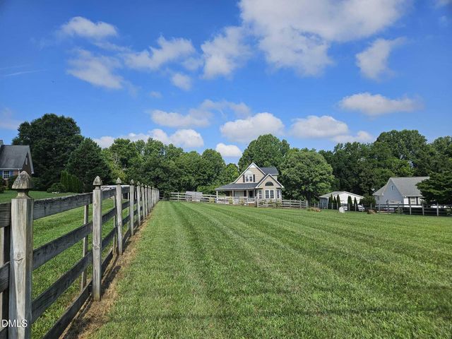 5714 Rolling Meadows Road, Randleman, NC 27317