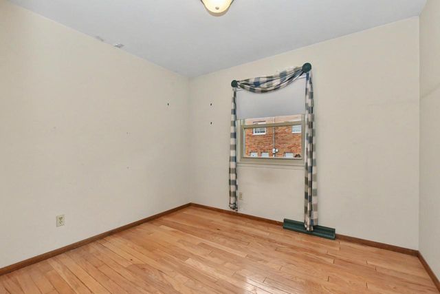 8600 Racine AVENUE, Waterford, WI 53185