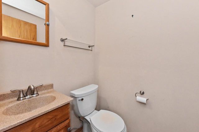 8600 Racine AVENUE, Waterford, WI 53185