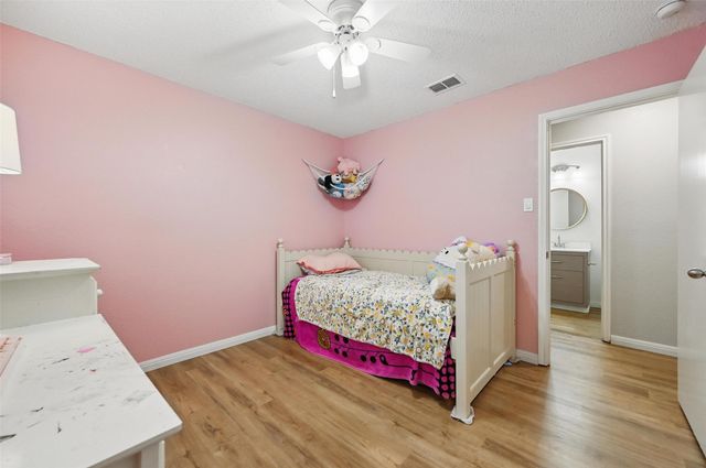 636 Capricorn Street, Cedar Hill, TX 75104