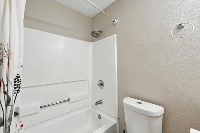 636 Capricorn Street, Cedar Hill, TX 75104