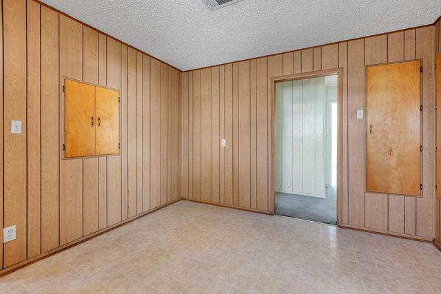 112 S Goldsmith St, Goldsmith, TX 79741