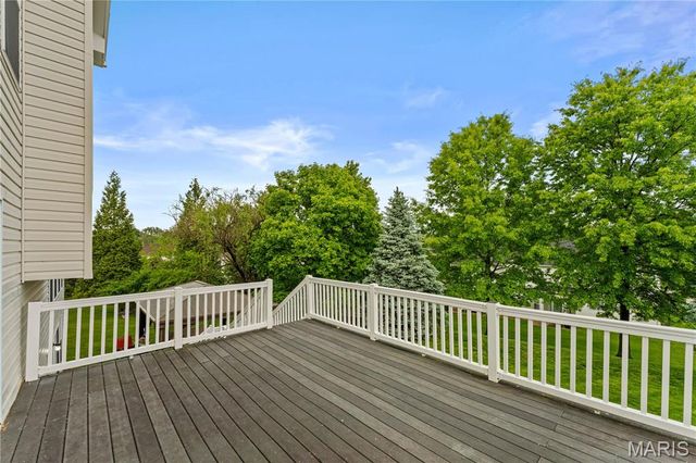26 Harvestglen Court, St Louis, MO 63141