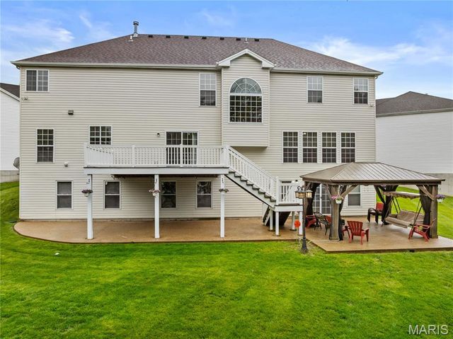 26 Harvestglen Court, St Louis, MO 63141