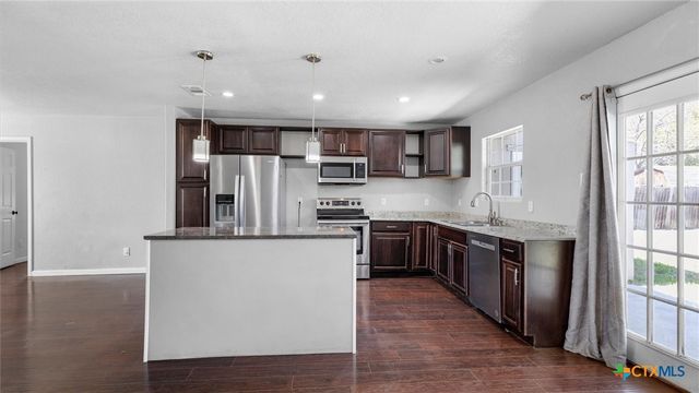 236 Glenbrook Drive, New Braunfels, TX 78130