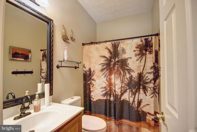 9007 EXECUTIVE CLUB DR, Delmar, MD 21875
