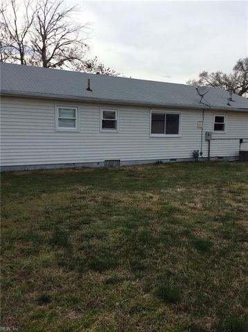 8236 Meadow Creek RD, Norfolk, VA 23518